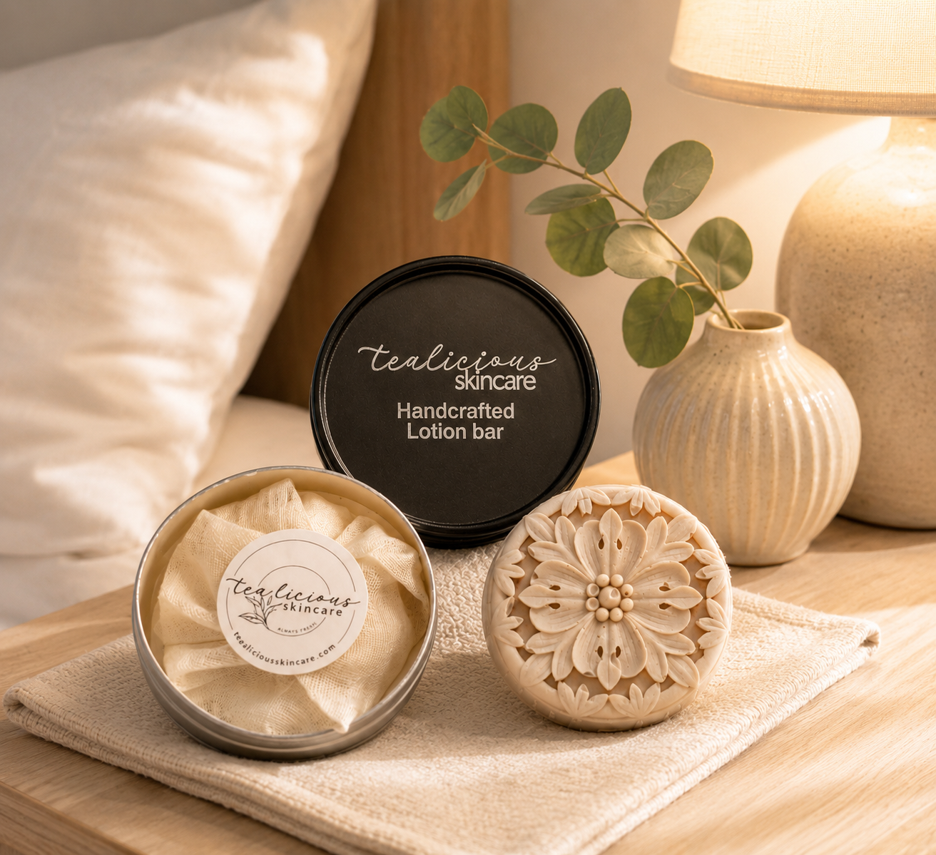 Cocoa Butter & Cashmere Solid Lotion Bar