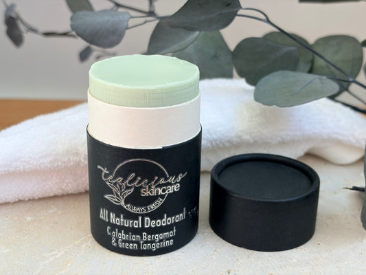 Tea-infused natural deodorant without baking soda for gentle odor control and sensitive skin care