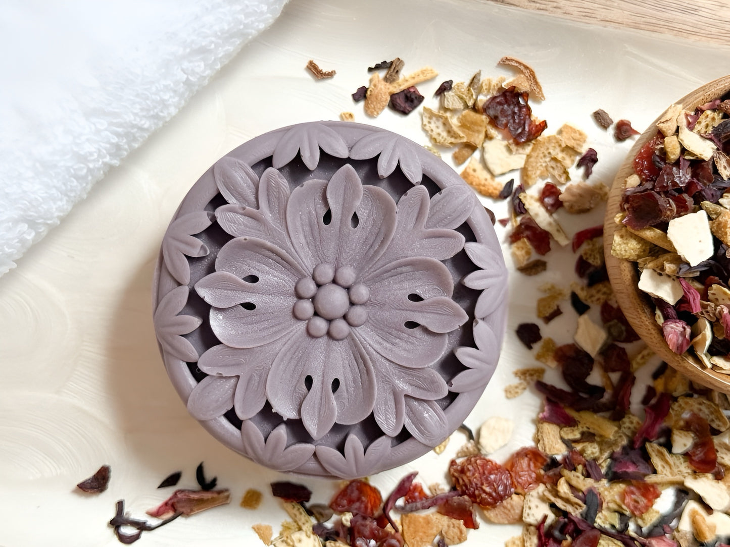 Austeri-Tea White Tea & Dragon Fruit Solid Lotion Bar