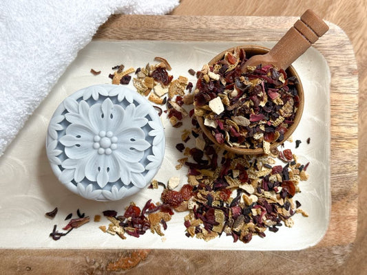 Modes-Tea Powdery Lavender Tea Solid Lotion Bar