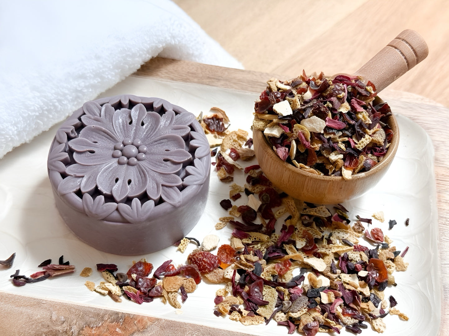Austeri-Tea White Tea & Dragon Fruit Solid Lotion Bar