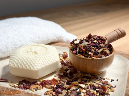 Hones-Tea Warmed Honey Solid Lotion Bar